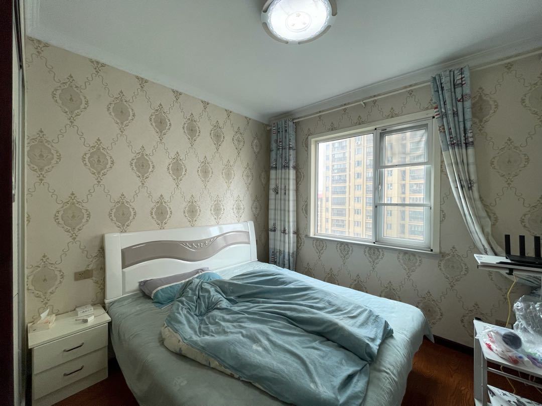 城西锦绣江山精装三房，中间楼层，拎包入住