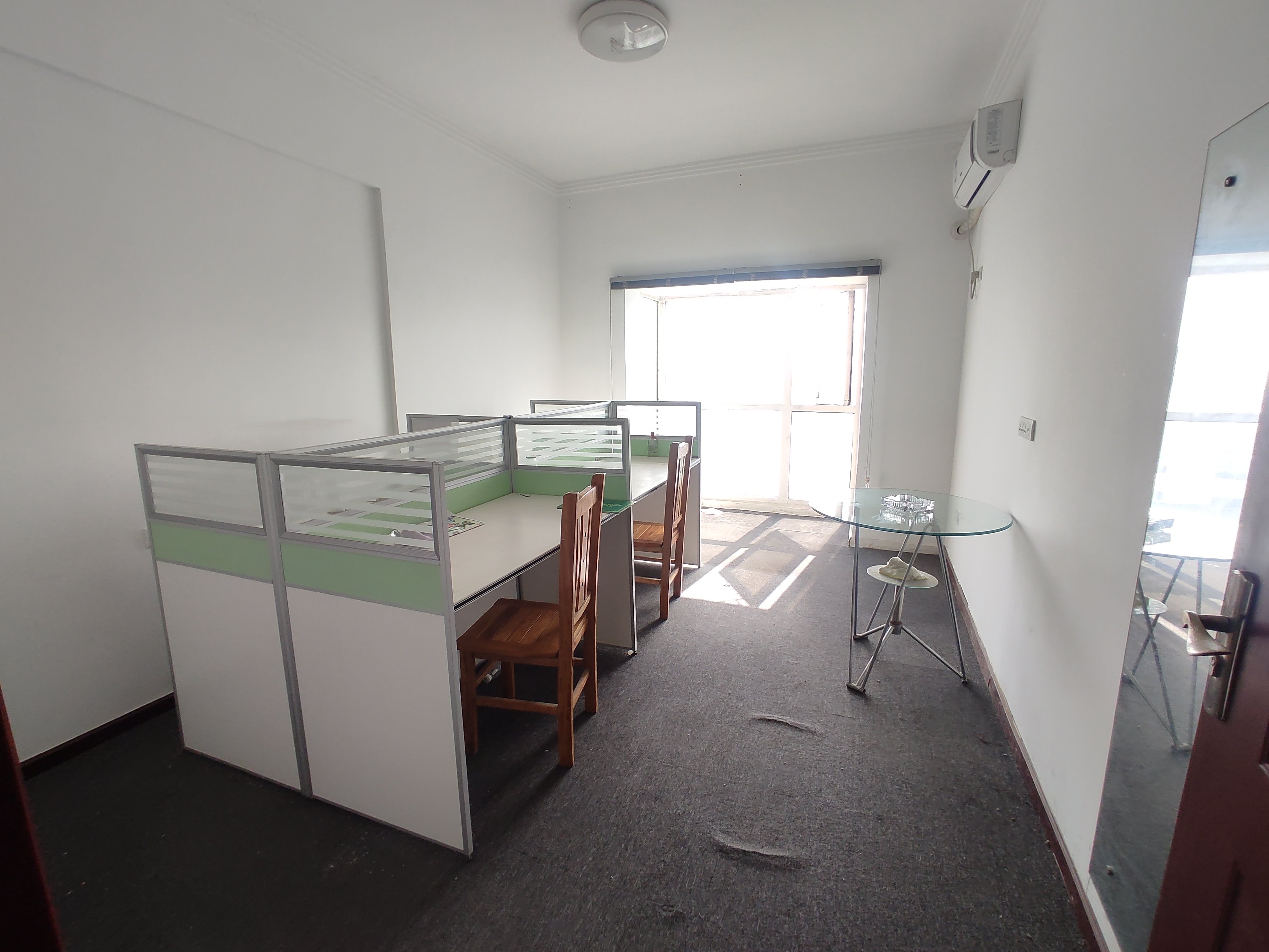 时代广场普通装修两房送入户花园证件在手满二