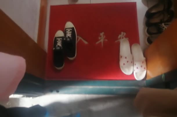 花园酒店仙运集团宏运名居旁步梯2楼精装修可贷款满5