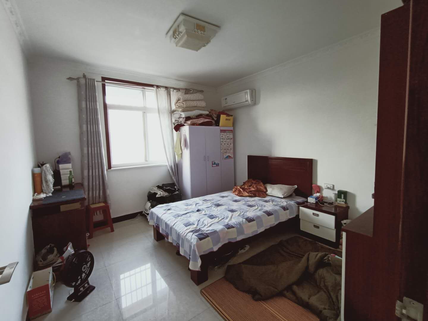 富美华庭精装大三房 全屋品牌 室内保养好 证满五