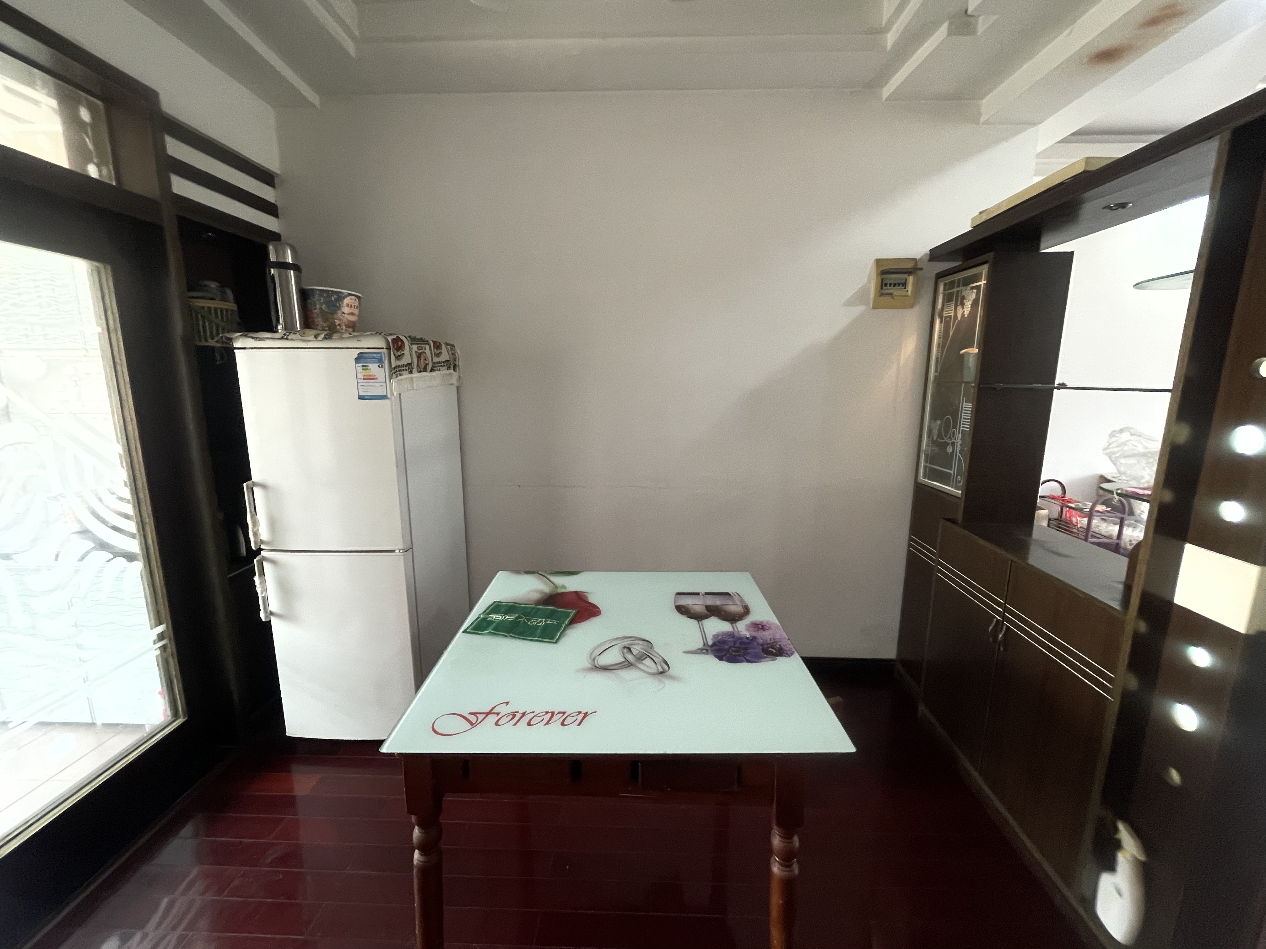 德政园.枫丹苑.小区配套成熟.诚意出售