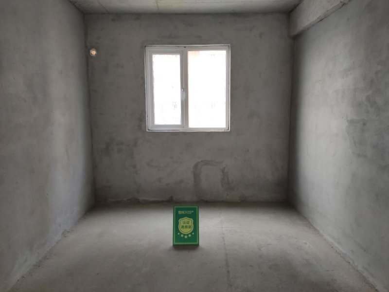 满庭春五期毛坯三房配套齐全楼层好户型好诚意出售证满二