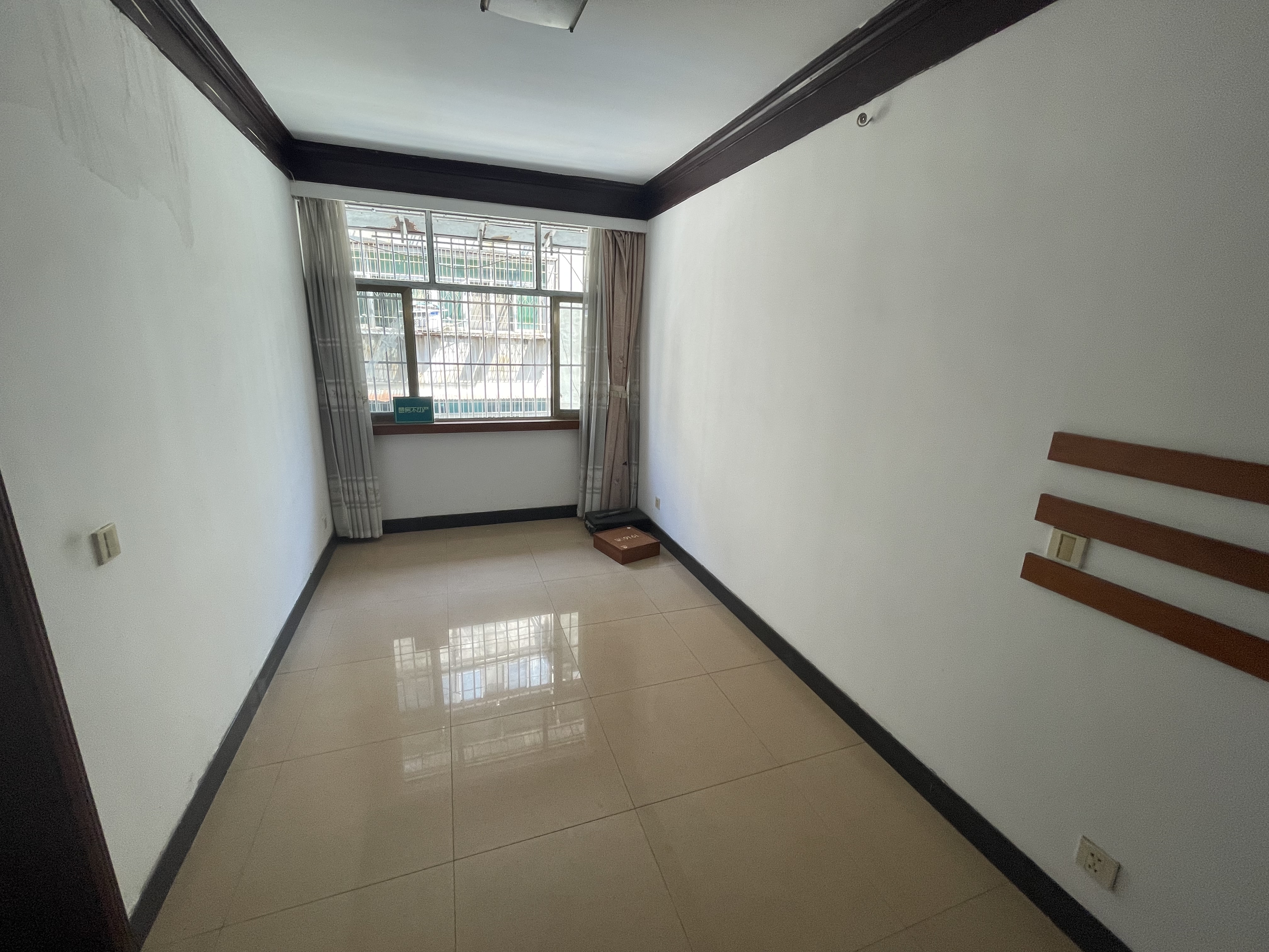 物质公司宿舍汪洲河路大平层6房步行街对面仙下河旁方便看房