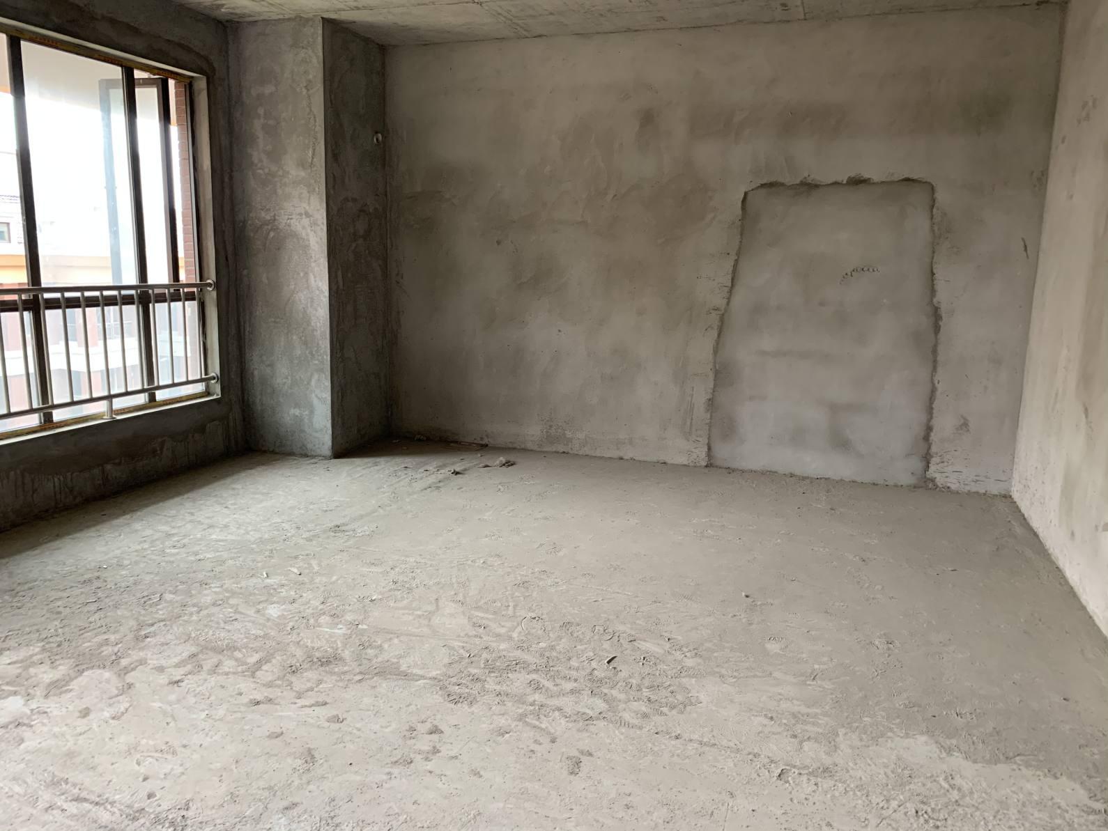 新城一号五期洋房163平复式顶楼 