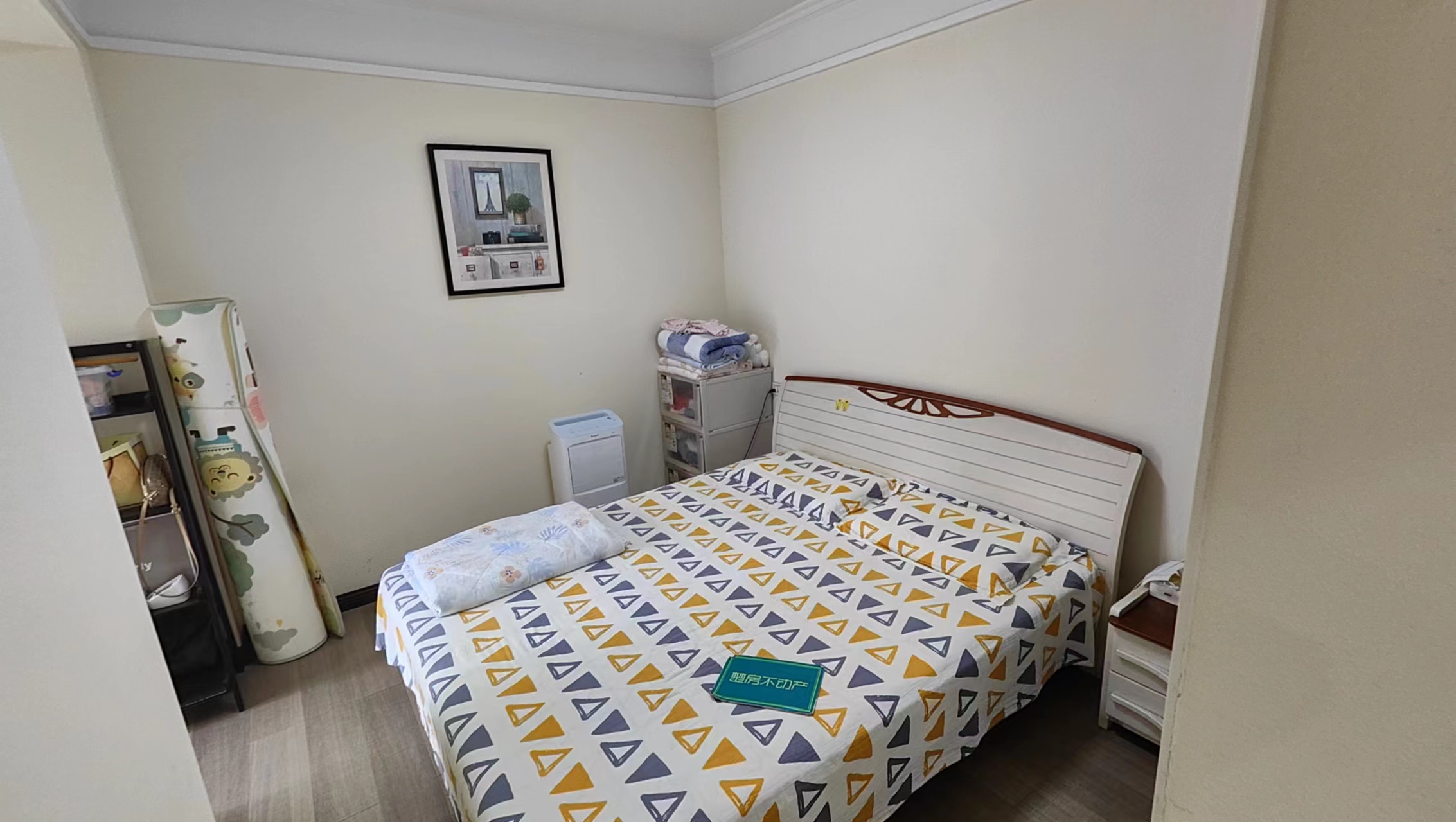 城市丽景精装三房出行方便屋里成色新看房方便