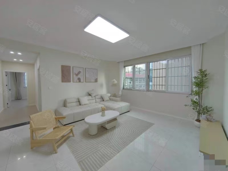 捡漏，德政园，​精装三房，装‮奶修‬油风，步梯好楼层，仙桃小雪旁