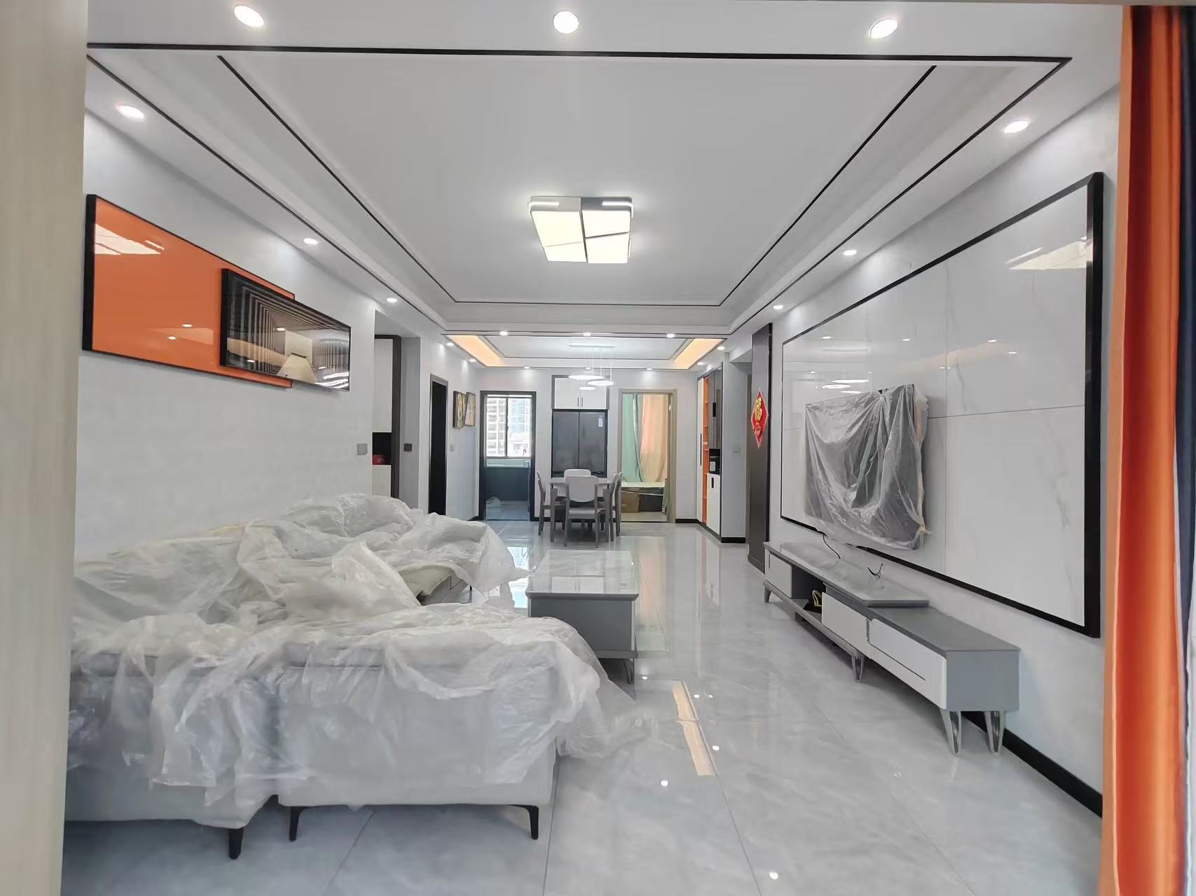 城南，御台公馆，东边户，基本未住，成色新，单价5300，证满二