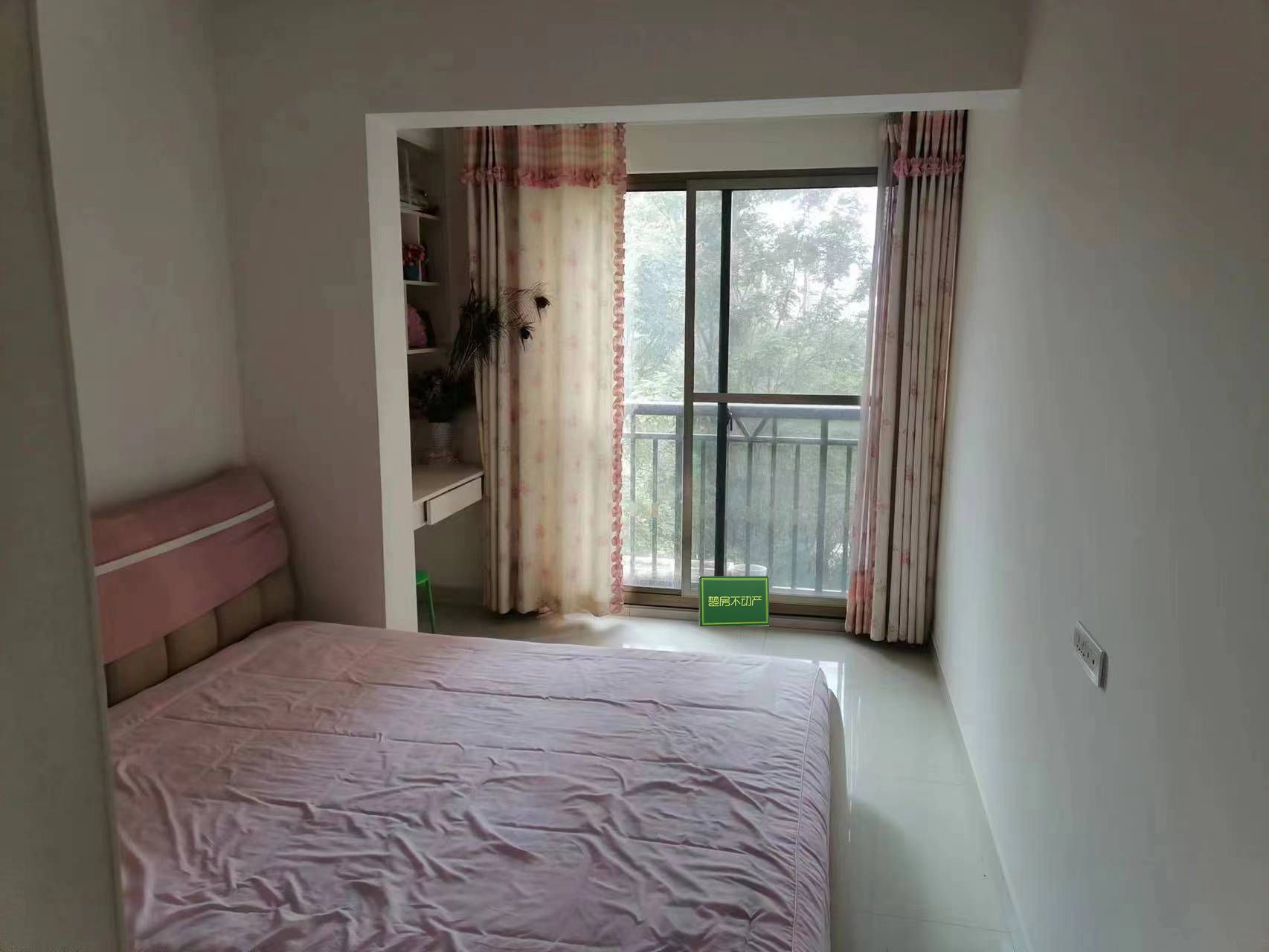 锦绣江山，精装两房，保养新，环境优美，采光好，户型方正，房东诚意出售