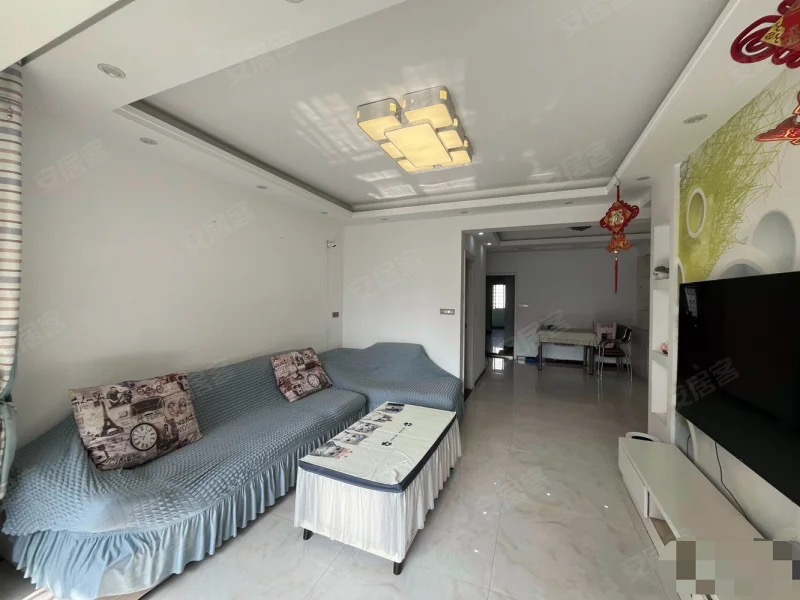 292，城南，精装小3房，电梯中间楼层，满五，税费低，新二中，步行沔阳公园，采光好