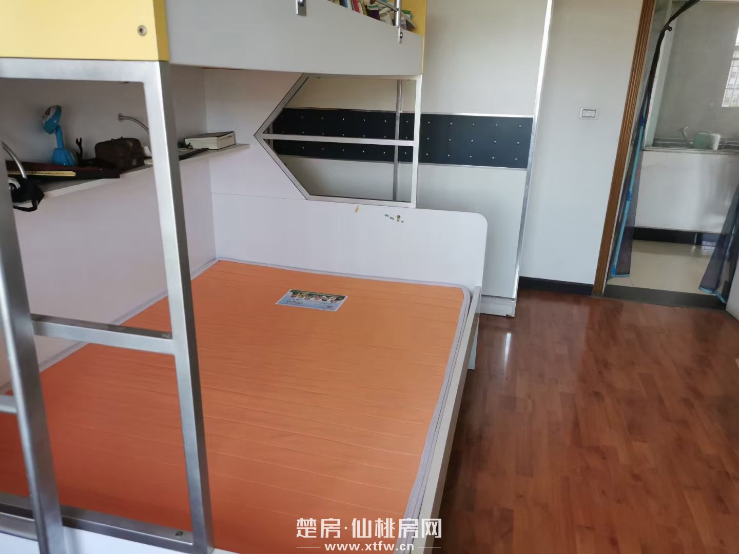 大三房二厅房屋出售，附近基础配套设施齐全。