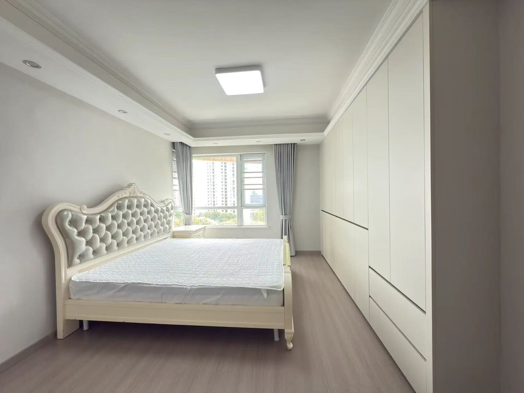 捡漏，城南，福星城，精装大三房，电梯8楼，拎包入住，南北双阳台，满二