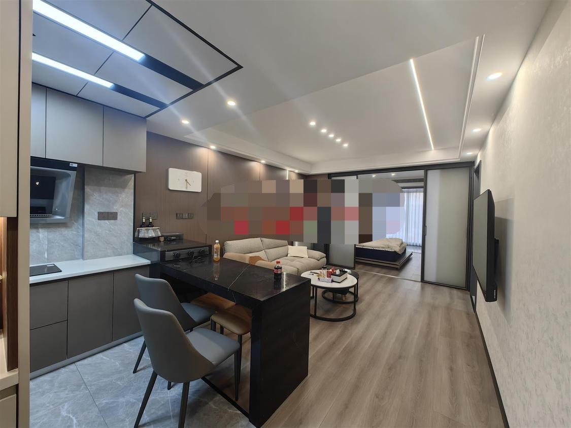 422，城南，新街，精装一室一厅，成色新，诚心出售，