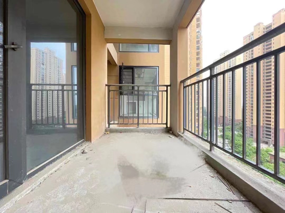 9，仙桃晓学旁，满庭春毛坯3房 ，证件满二 ，电梯好楼层 ， 捡漏，采光好