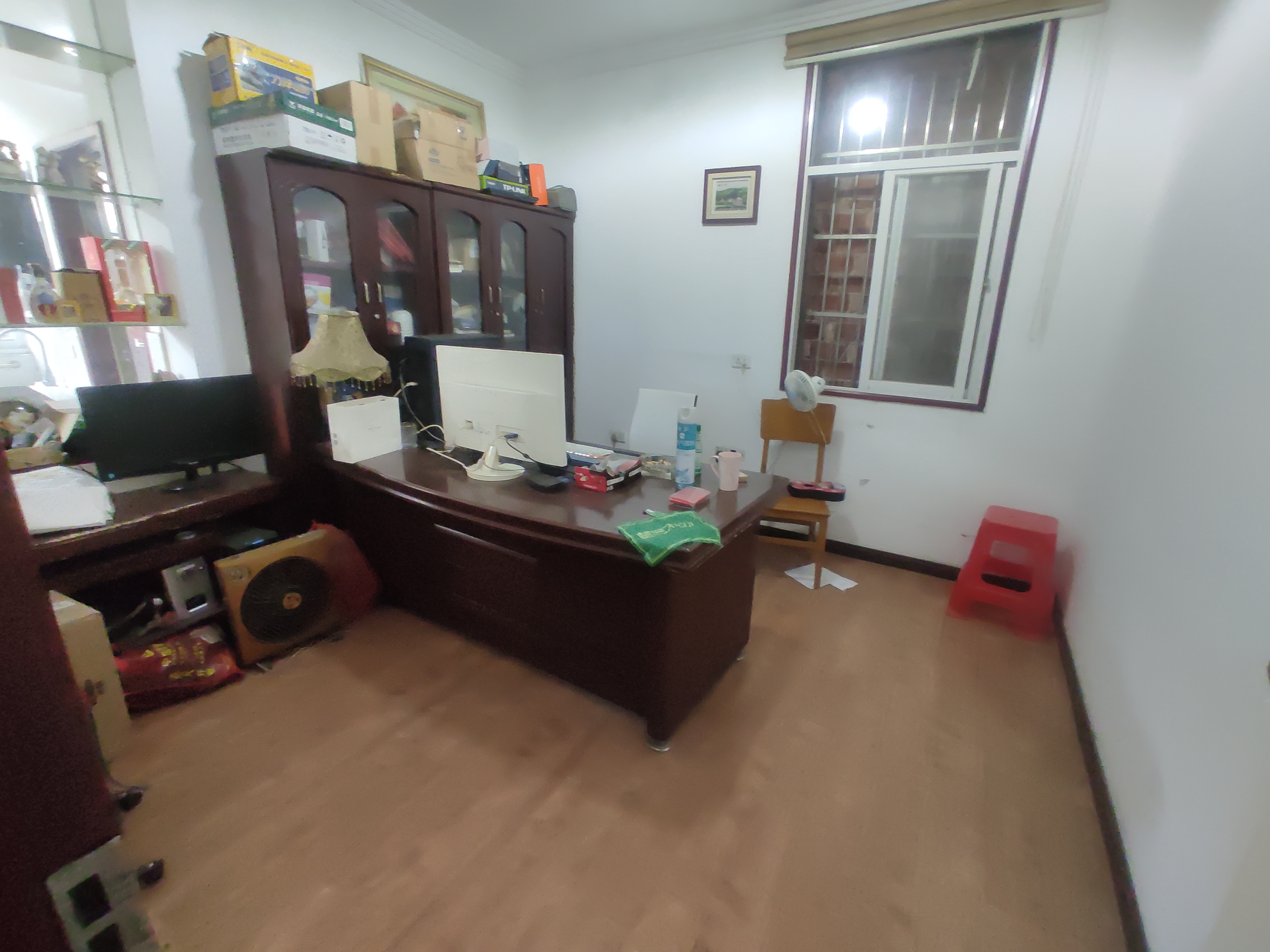 仙源學笑旁精装两干四层私房10个房间有出场诚意出售