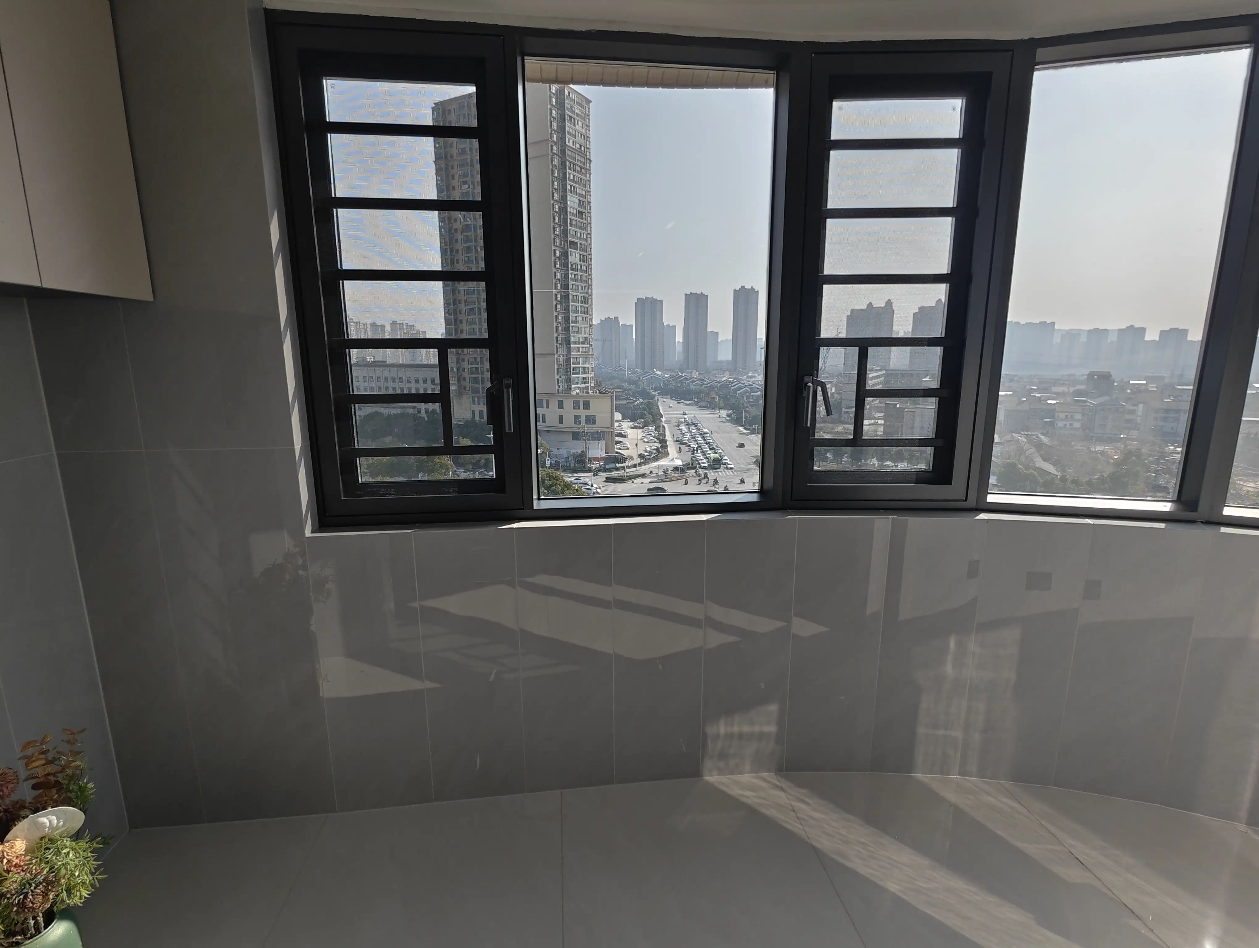 捡漏，御台公馆，电梯小高层10楼，精装两房，证满二