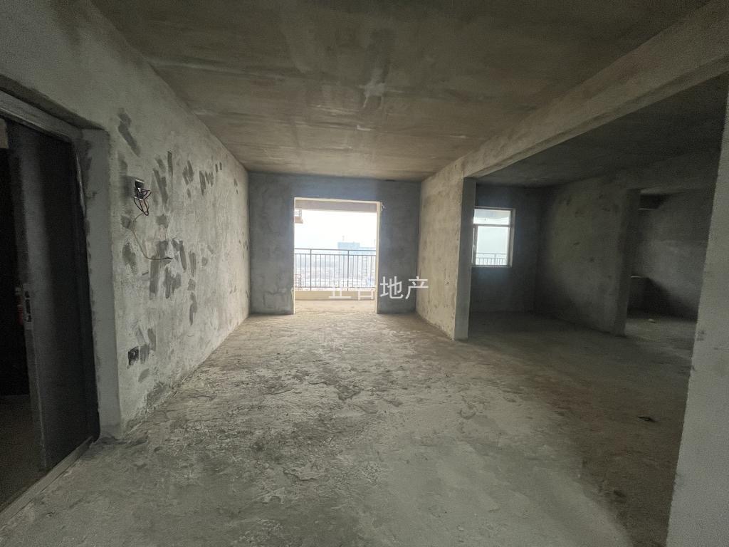 城南，毅腾南城郡，一口价60万送车位，单价4950，新二中，证满二