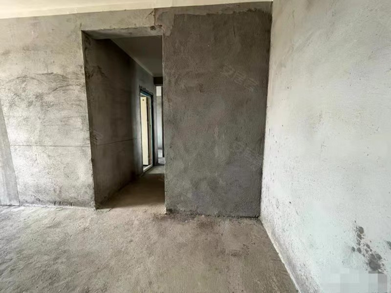 房东亏本出售，薅羊毛，森林国际北苑，单价4999