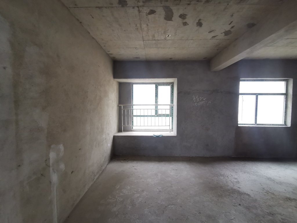 和合国际四期送入户花园来了稀缺资源好楼层看房方便赶紧联系我