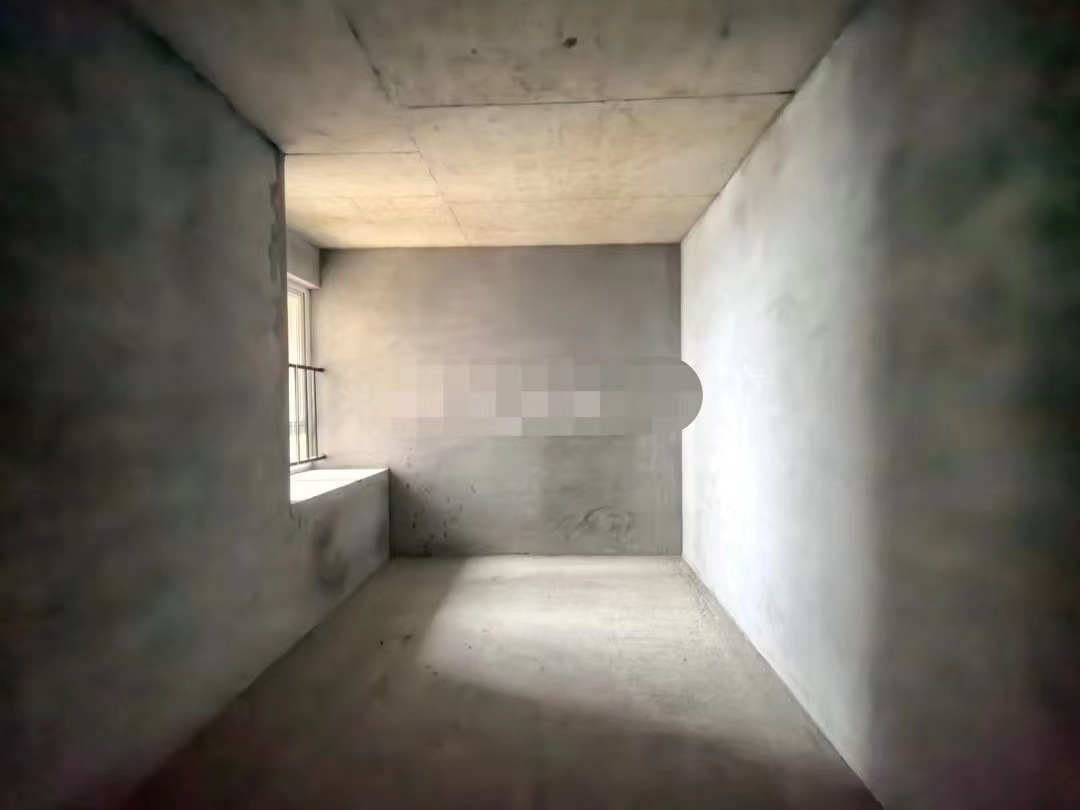 17，降价了，满庭春毛坯三房，单价4800，,中间楼层，证满二，业主急售看中可谈