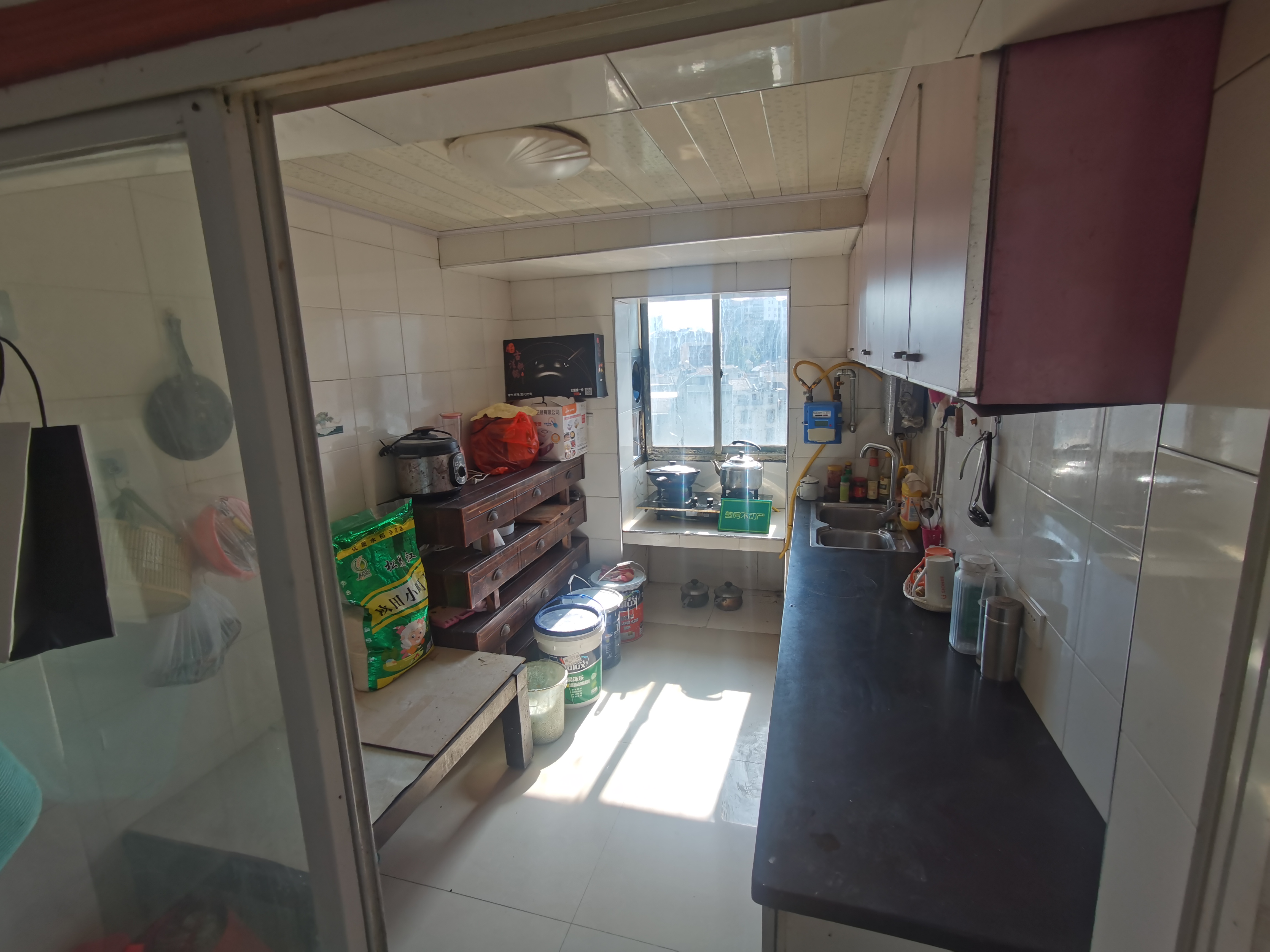 富华园沔阳小XUE旁边单价2000出头的房子还带地下室