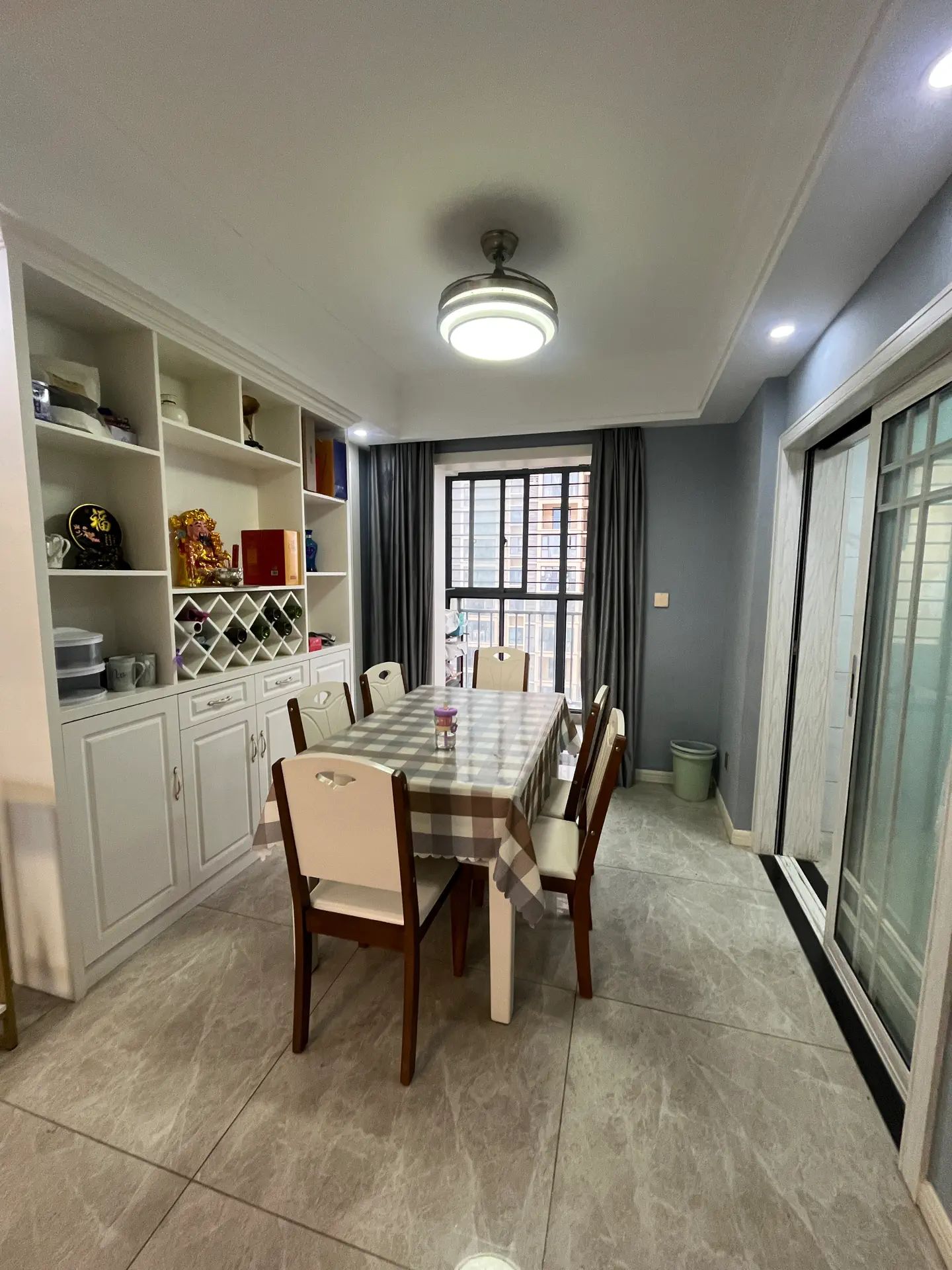 城南，森林国际城，精装四房两卫，9成新精装，好楼层，证满二