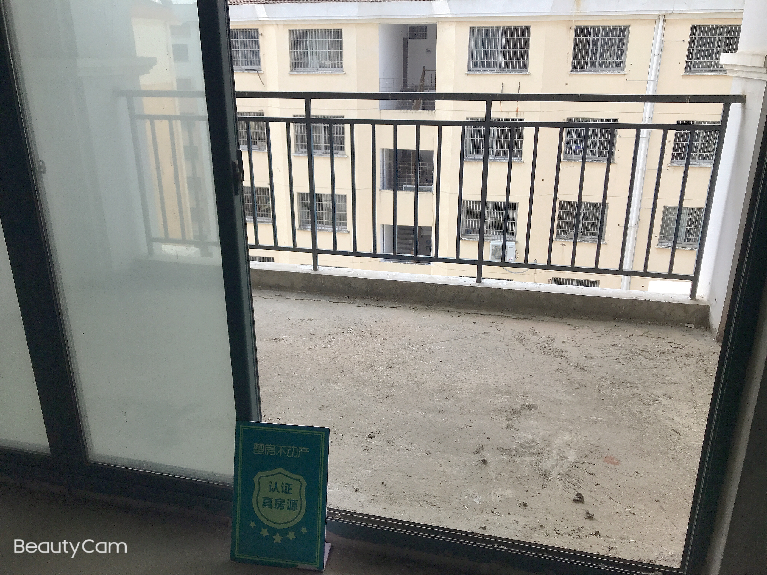 德政金园复式南北通透双阳台送复式60平证满二看房方便