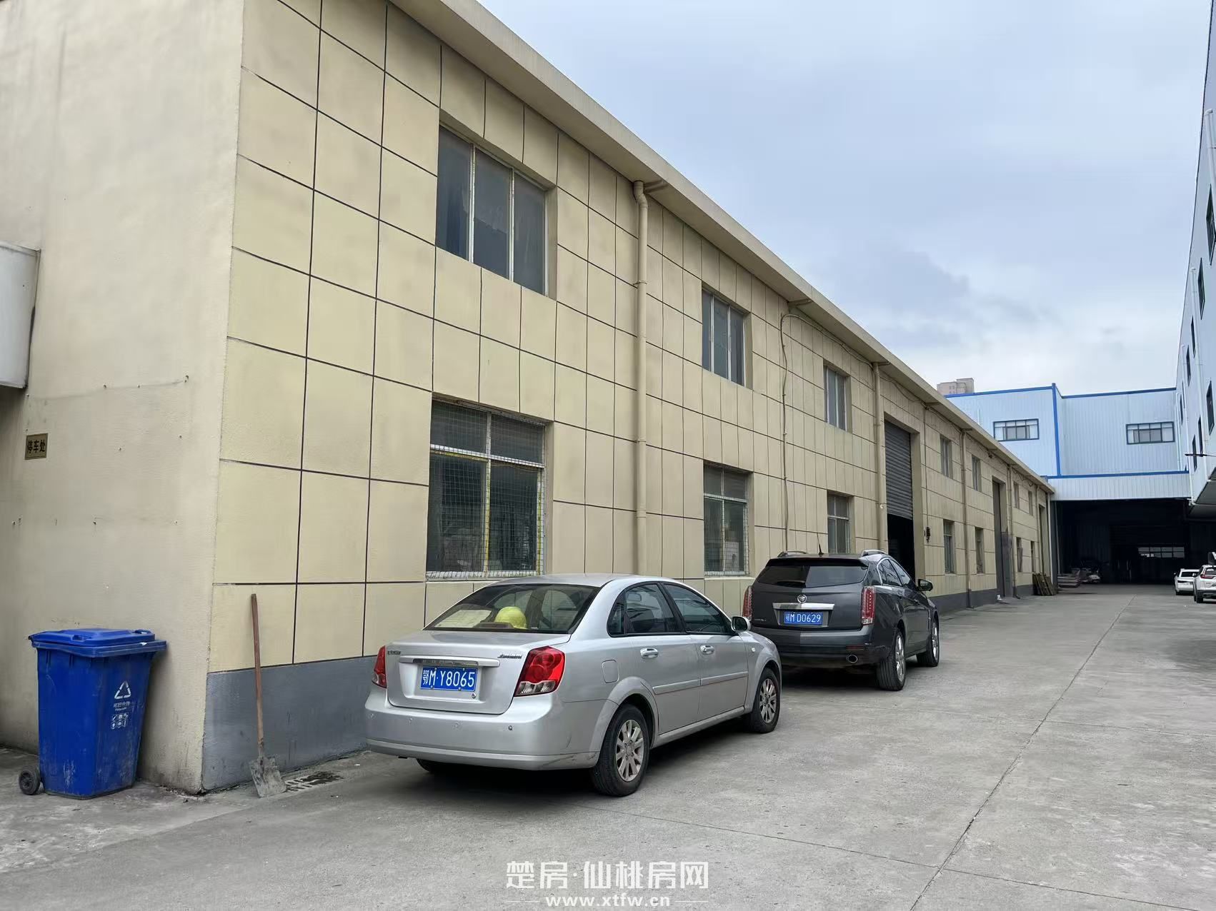 标准厂房仓库出租1350平水电齐全