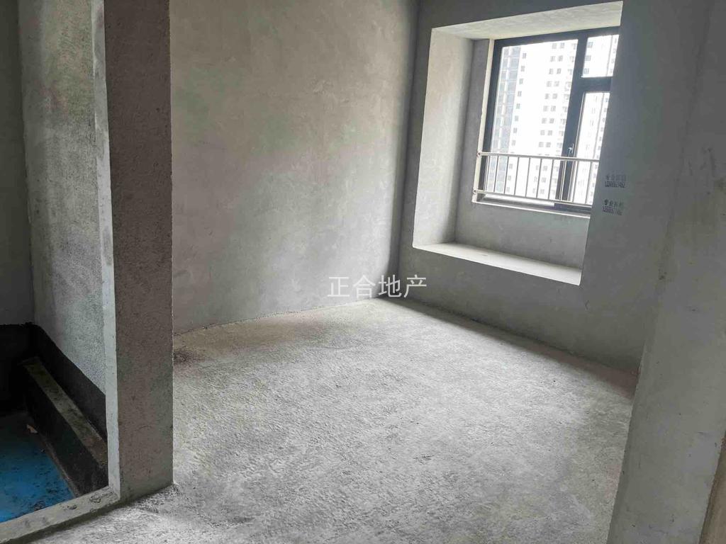 降价了，锦绣江山望府，好楼层，东边户，送车位，双阳台，三开间朝南，视野好