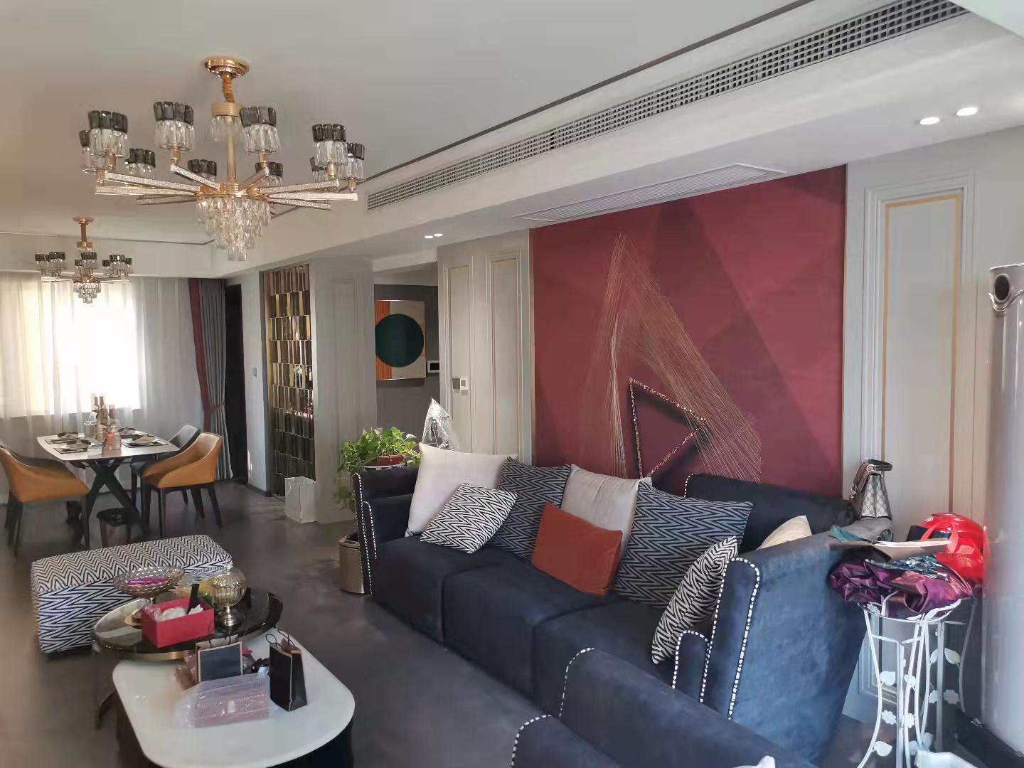 森林国际嚎装楼层好采光棒上学方便，看房方便