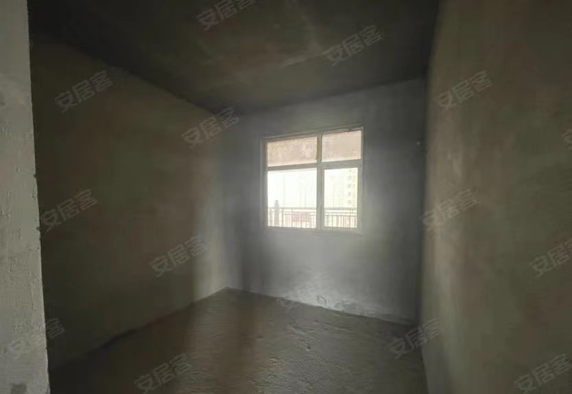 73，业主血亏，沔阳清华园，单价5800，大三房，户型方正，采光好