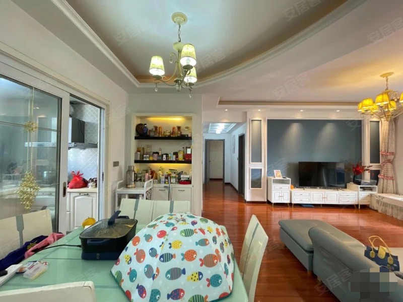 257，速度捡漏，房东降价了，三丰鼎城，好楼层，小高层，精装大三房，单价4536，,仙桃xiao学