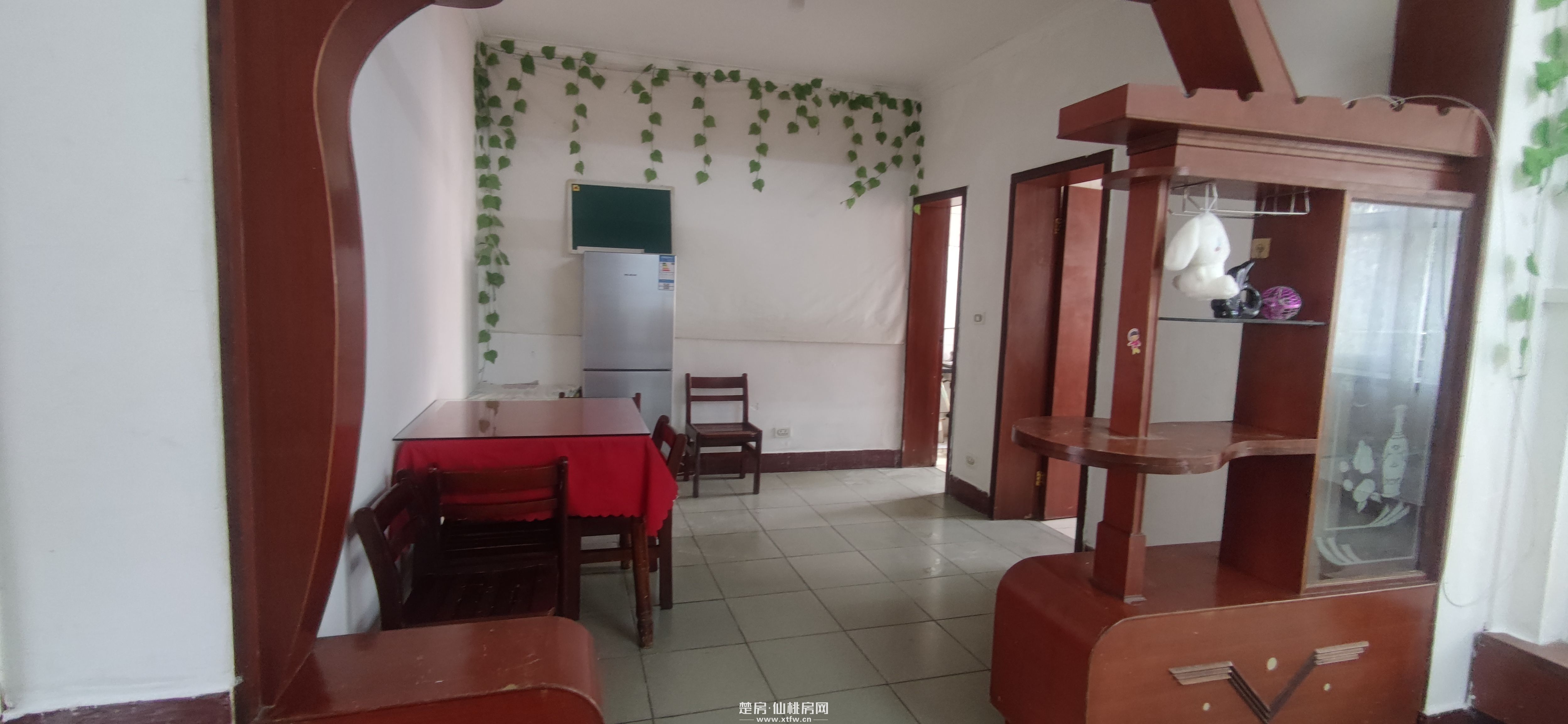 复州花园两房两厅一厨一卫年租业主自租