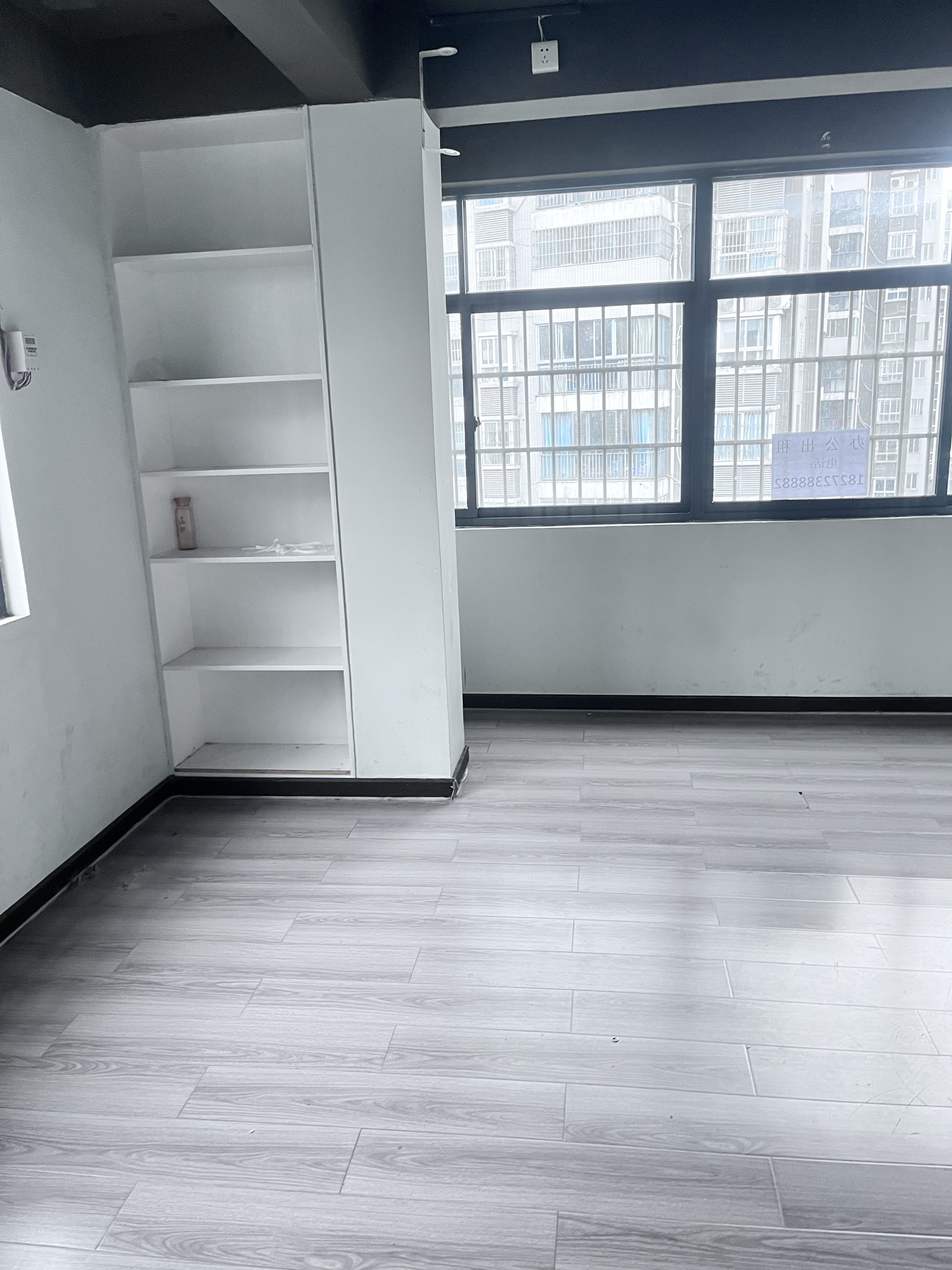 城市丽景小区对面5楼出租