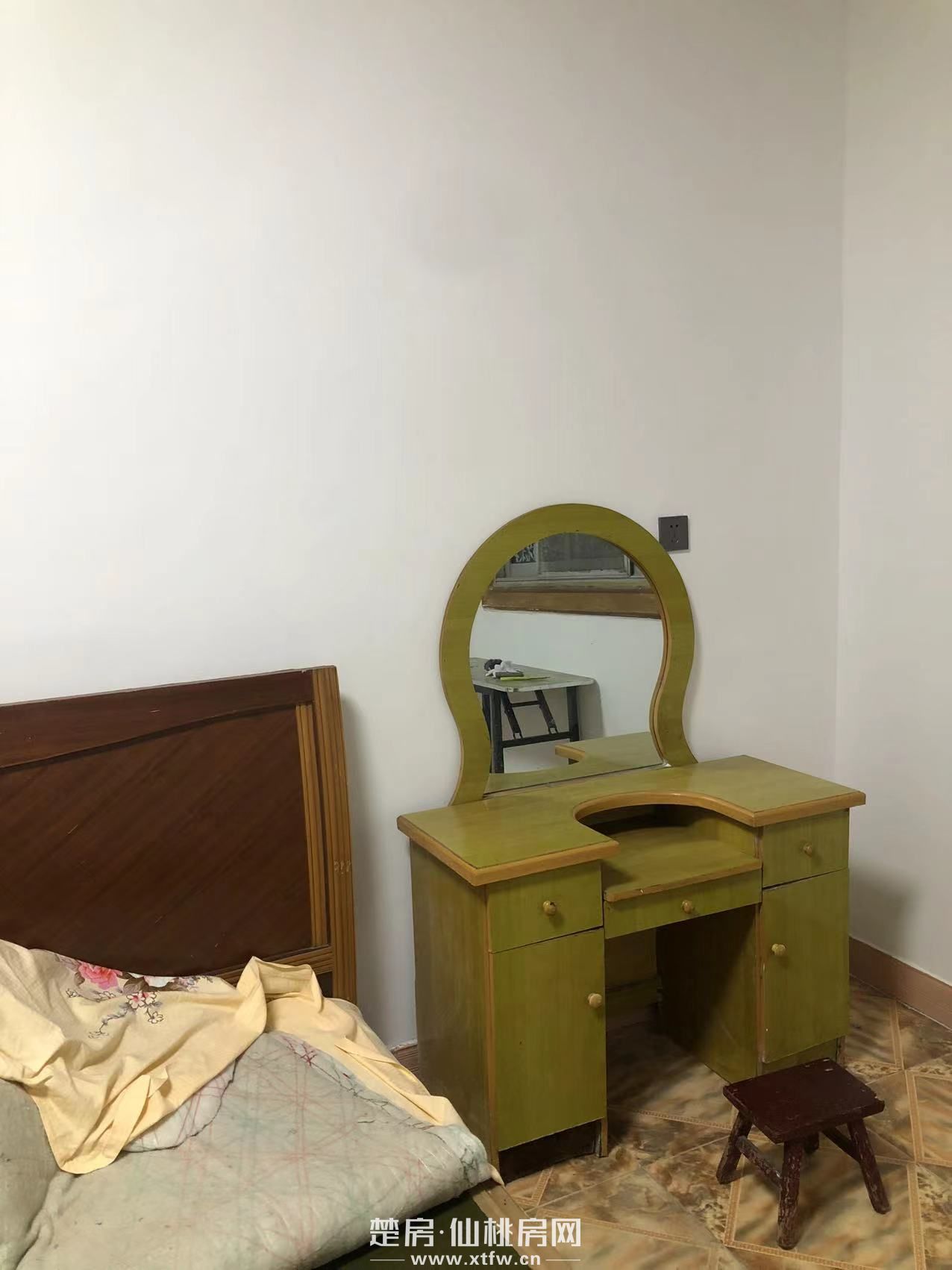 东桥花源酒店对面汉江酒店（斐岸酒店）边带家具电器好房出租