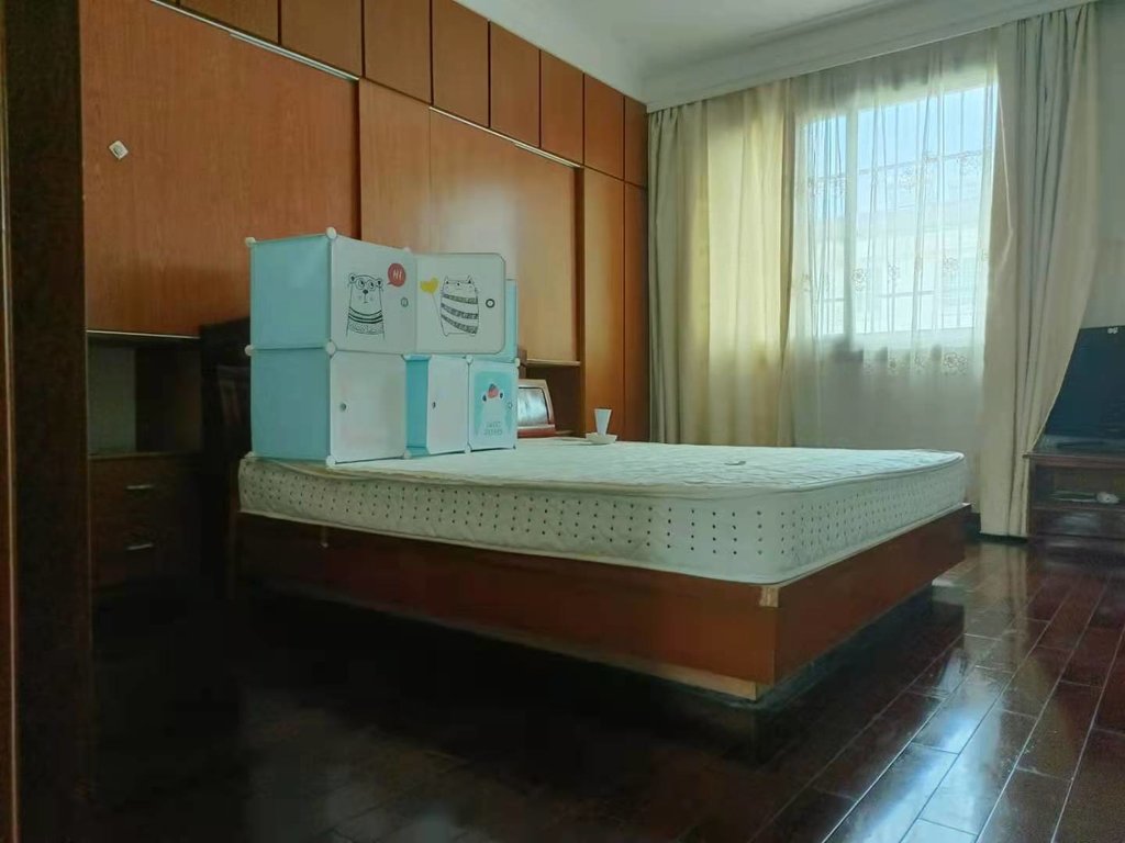 仙桃晓雪旁德政园布诺尼大三房看房诚意出租家电齐全