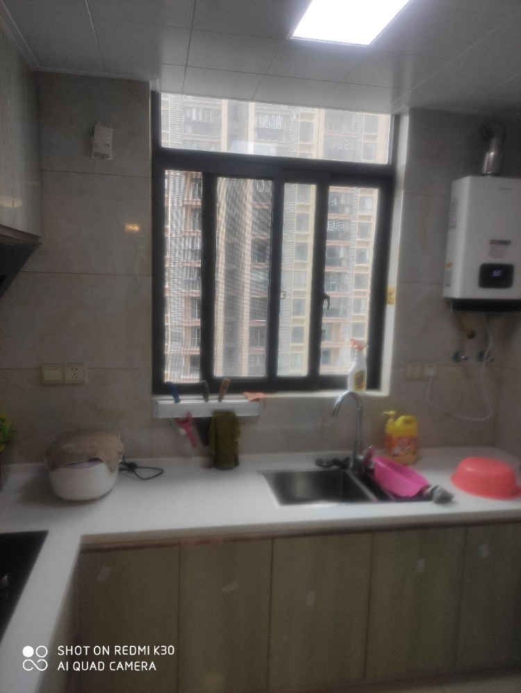 全新的 房出售了