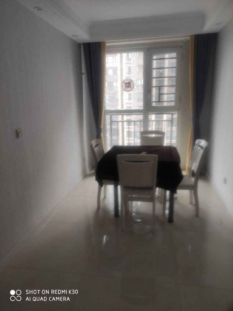 全新的 房出售了