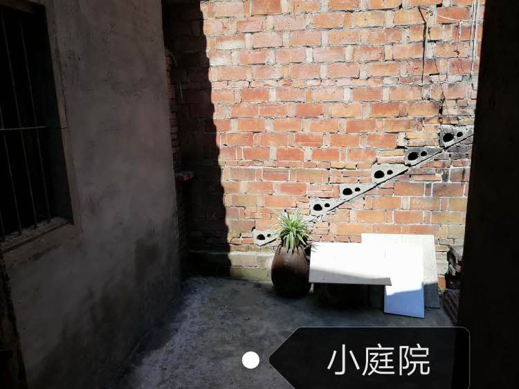 凤凰河路平房整体出租