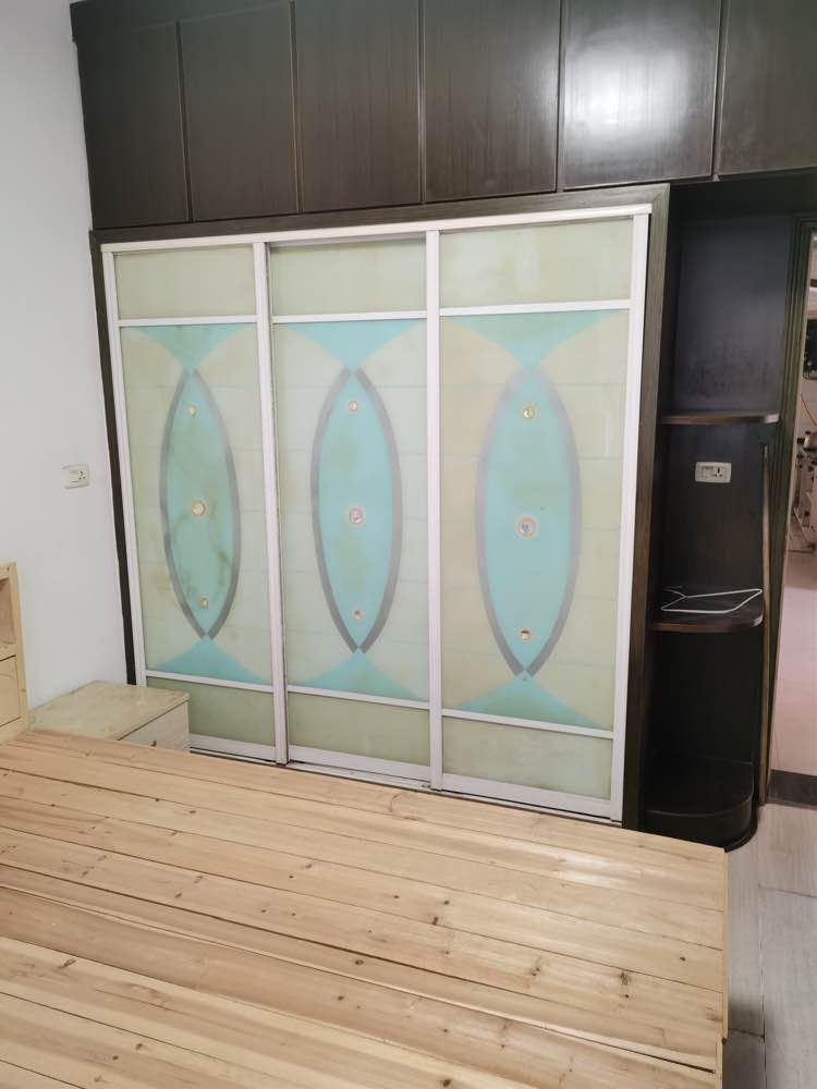 西桥好房出租拎包入住（三楼）