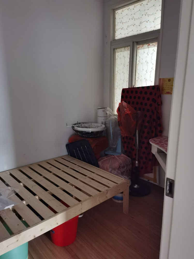 富迪三友旁，仙桃中学对面