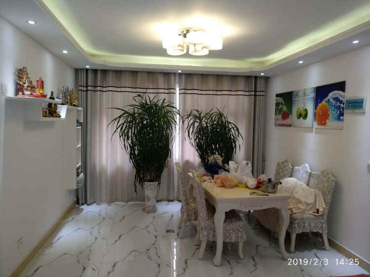 豪华欧式风格大3 房荣誉出租