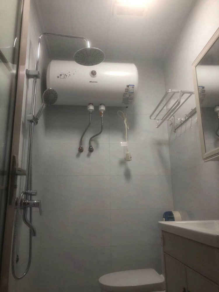  次出租，拎包入住