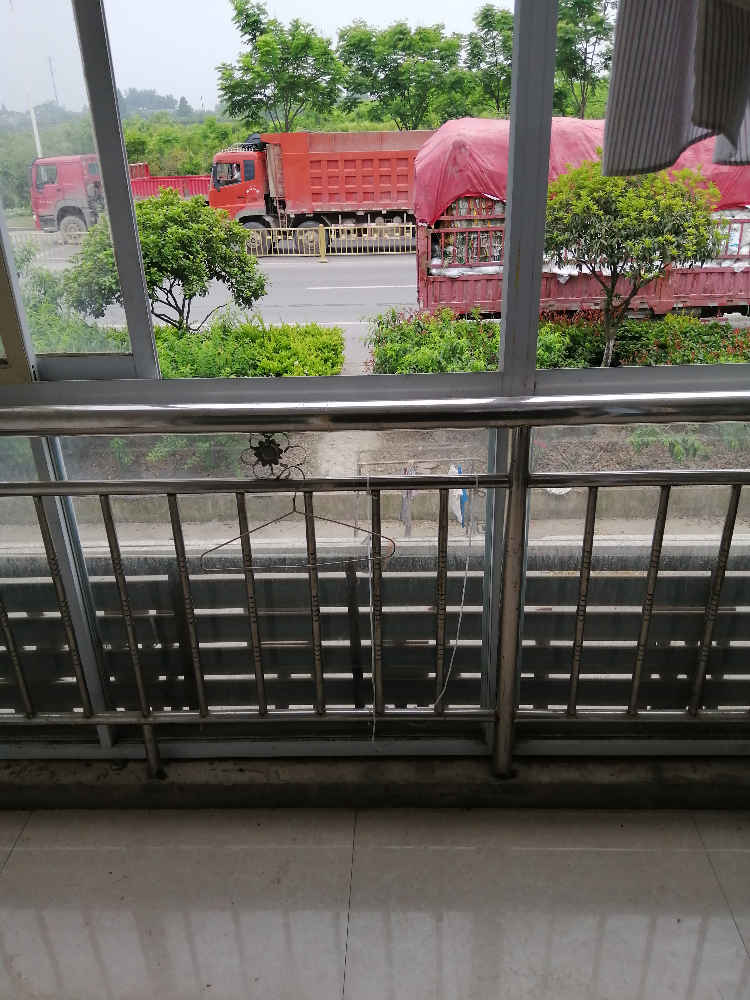 交通便利，环境优美，价格美丽。