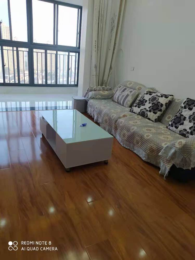 沃尔玛对面，杜柳还建房