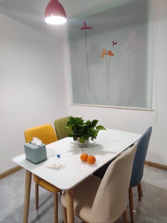 康湾一品两室两厅好房出租啦~