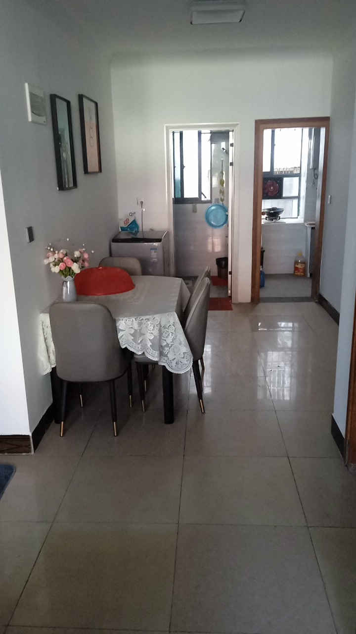 精装修家电齐全