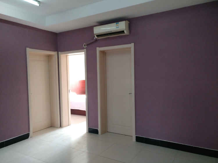 2室1厅7楼精装修68平米