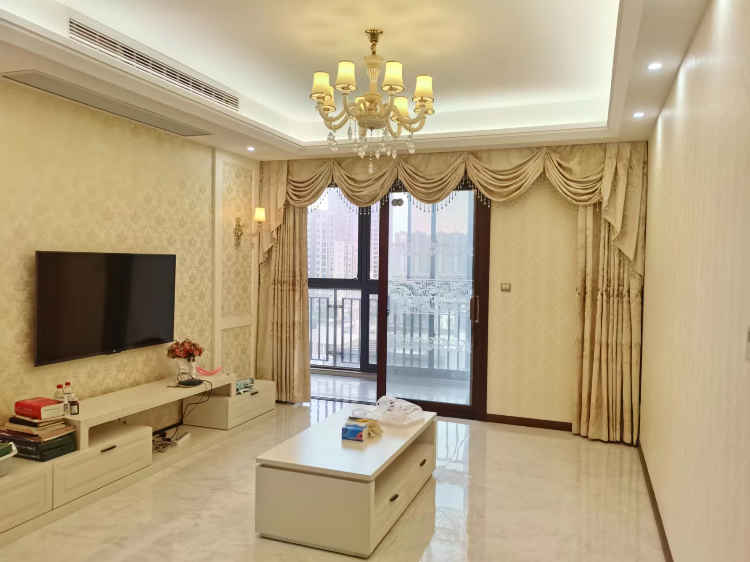 世纪雅园二期电梯房10层/18层品牌装修成色新满五