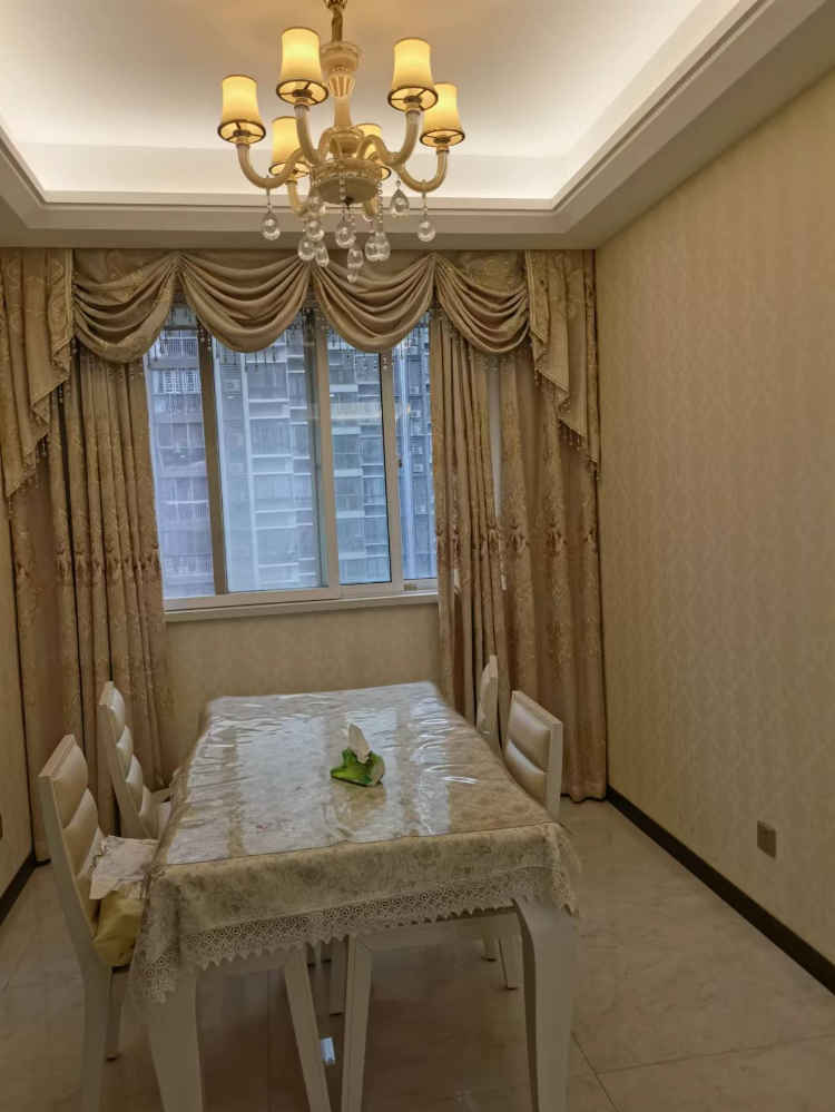 世纪雅园二期电梯房10层/18层品牌装修成色新满五