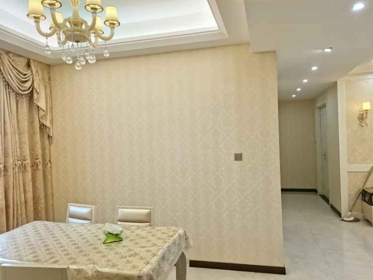 世纪雅园二期电梯房10层/18层品牌装修成色新满五